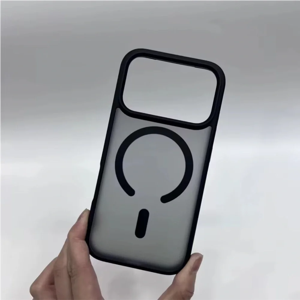 Matte Black and Grey Magnetic Phone Case Iphone 17 SUPFINE NIB